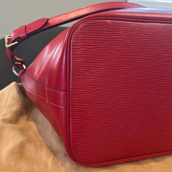Authentic Louis Vuitton Red Epi Bag - Picture 14 of 14